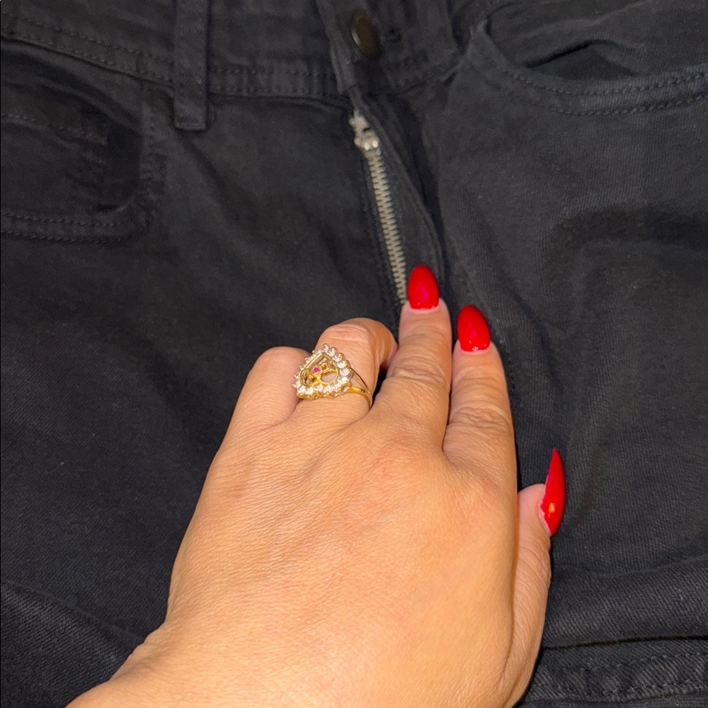Stylish Black Ripped‎ Jeans - Picture 4 of 5